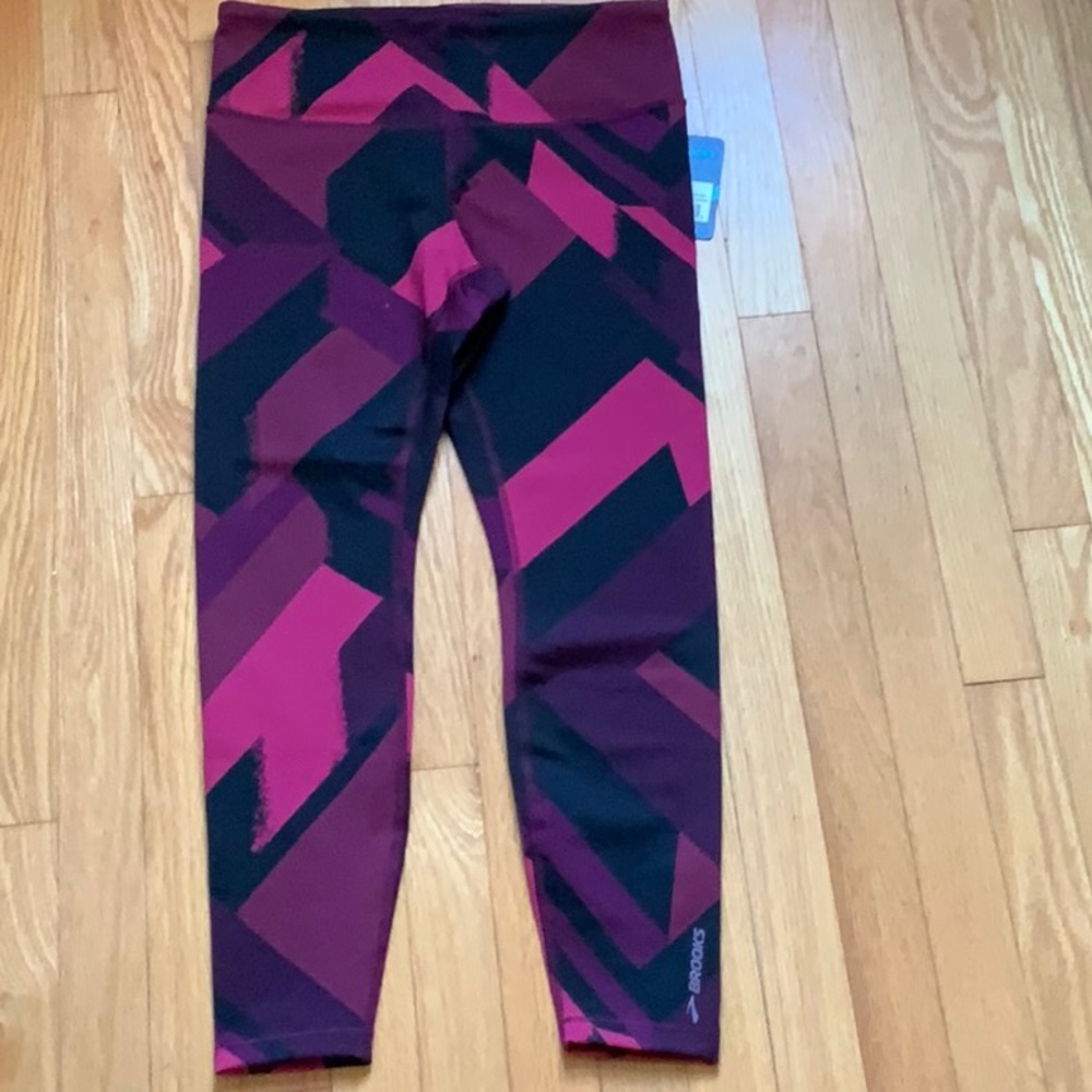 Brooks leggings
